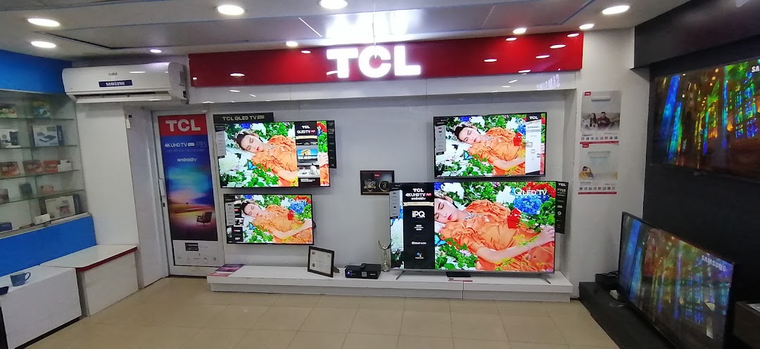 Sarwar Electronics TCl Display and sales centre