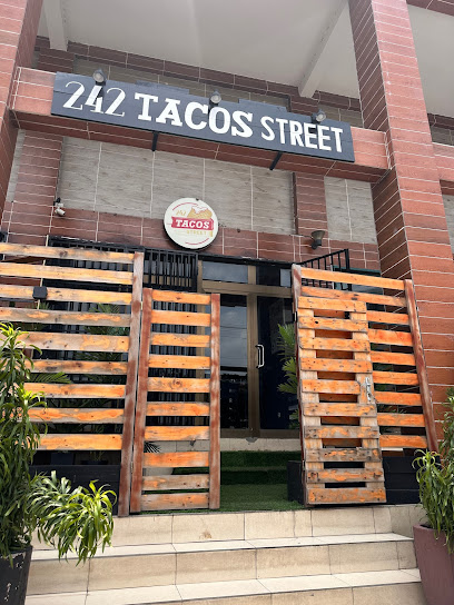 242 Tacos Street - 219 Rue de Pavie, Brazzaville, Congo - Brazzaville