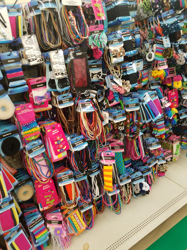 Dollar Store «Dollar Tree», reviews and photos, 2840 Washtenaw Ave, Ypsilanti, MI 48197, USA