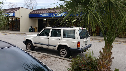 Thrift Store «Community Thrift Store», reviews and photos, 14244 N Nebraska Ave, Tampa, FL 33613, USA
