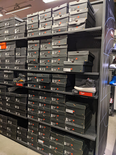 Clothing Store «Nike Factory Store», reviews and photos, 651 Kapkowski Rd #150, Elizabeth, NJ 07201, USA