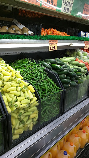 Grocery Store «El Toro Market», reviews and photos, 10775 Hole Ave, Riverside, CA 92505, USA