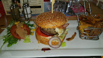 Hamburger du Restaurant Chez Max à Saint-Laurent-du-Var - n°17