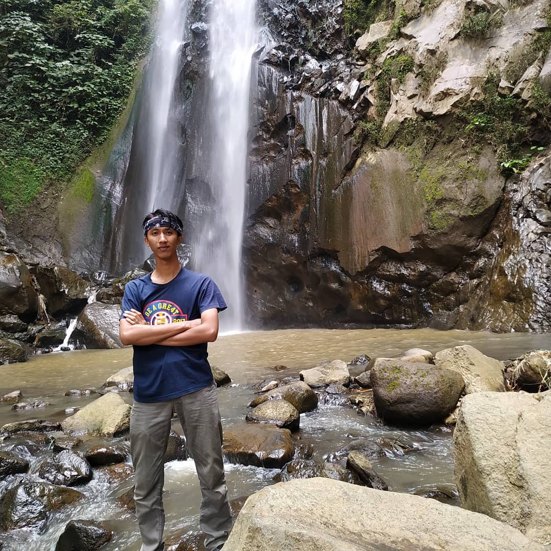 AIR TERJUN GLONGSOR