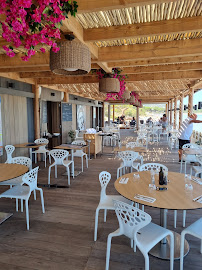 Atmosphère du Restaurant italien La Villa Plage à Calvi - n°2