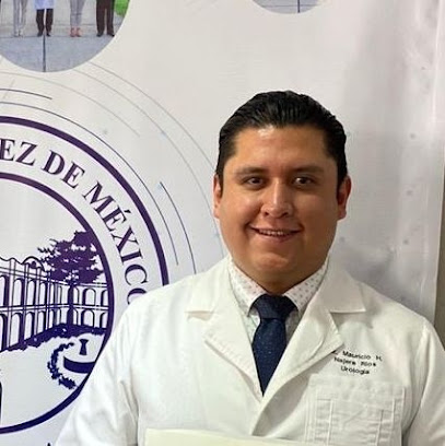 Dr. Mauricio Hiram Nájera Ríos, Urólogo