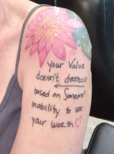 Tattoo Shop «American Pride Tattoos Rochester Hills», reviews and photos, 1284 Walton Blvd, Rochester Hills, MI 48307, USA