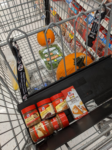 Grocery Store «Giant Food», reviews and photos, 2501 9th Rd S, Arlington, VA 22204, USA