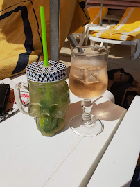 Plats et boissons du Restaurant méditerranéen L'Esquinade Plage à Ramatuelle - n°17