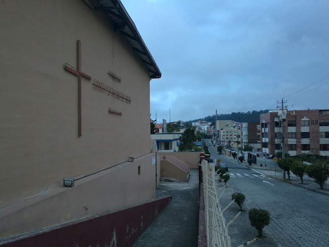 Opiniones de Iglesia Católica Santa Catalina de Siena - Monteserrín en Quito - Iglesia
