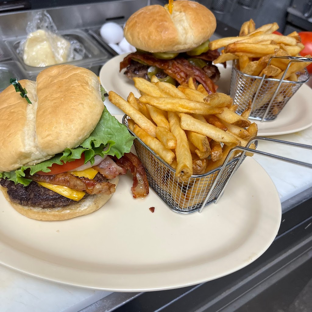 Wildey's Country Diner 61540