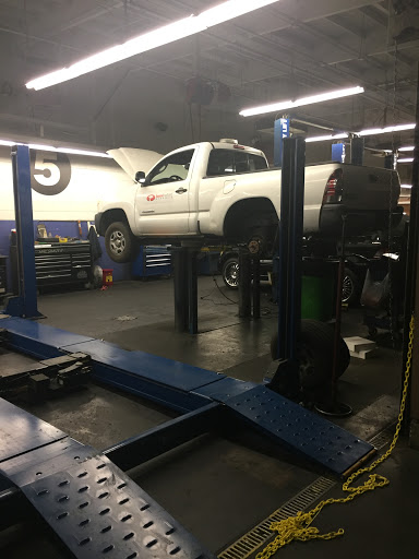 Auto Parts Store «Pep Boys Auto Parts & Service», reviews and photos, 2415 S Vineyard Ave, Ontario, CA 91761, USA