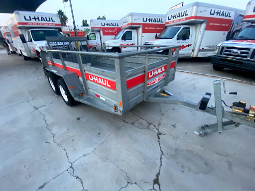 Truck Rental Agency «U-Haul of Riverside», reviews and photos, 1834 Spruce St, Riverside, CA 92507, USA