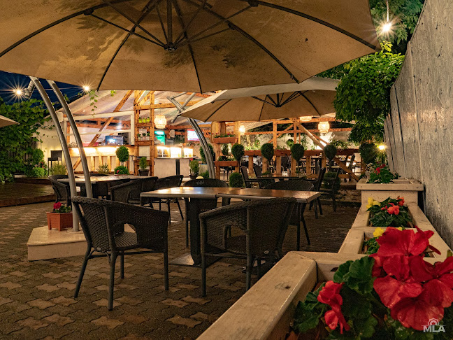 Bacchus Bistro Chic - Restaurant