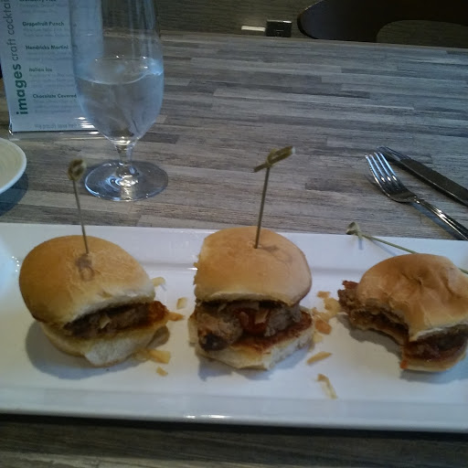 Airport Hotel «Rochester Airport Marriott», reviews and photos, 1890 W Ridge Rd, Rochester, NY 14615, USA