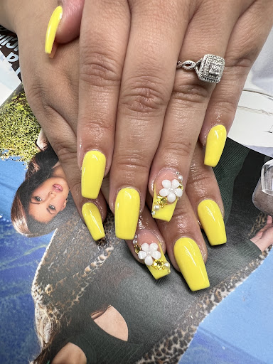 Hair Salon «Aylin Beauty Salon & Spa», reviews and photos, 820 E 41st St, Hialeah, FL 33013, USA