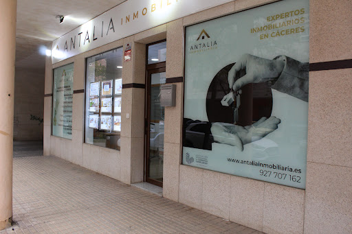 Antalia Inmobiliaria en Cáceres‎