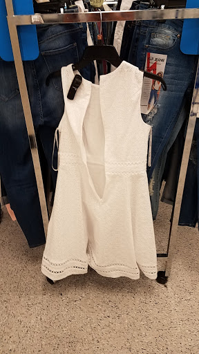 Clothing Store «Ross Dress for Less», reviews and photos, 940 N Western Ave, San Pedro, CA 90732, USA
