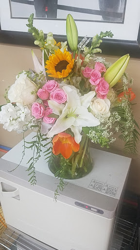 Florist «Abstractions Florist», reviews and photos, 3119 Strand Rd, Rocklin, CA 95765, USA