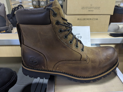 Shopping Mall «Clinton Valley Consumers Mall», reviews and photos, 44955 Schoenherr Rd, Sterling Heights, MI 48313, USA