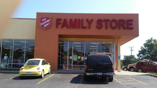 Thrift Store «The Salvation Army Family Store & Donation Center», reviews and photos, 6219 Johnson Dr, Mission, KS 66202, USA