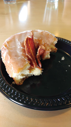 Donut Shop «Glazed & Confuzed Donuts», reviews and photos, 5301 Leetsdale Dr, Denver, CO 80246, USA