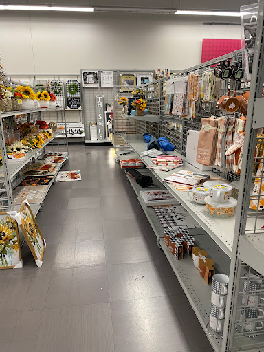 Clothing Store «Burlington Coat Factory», reviews and photos, 3671 N Freeway Blvd, Sacramento, CA 95834, USA