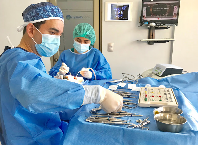 Comentarios y opiniones de Implantológica Osorno | Clínica dental de Implantología Oral, Stripcenter Las Quemas