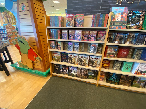 Book Store «Barnes & Noble», reviews and photos, 451 E Altamonte Dr, Altamonte Springs, FL 32701, USA