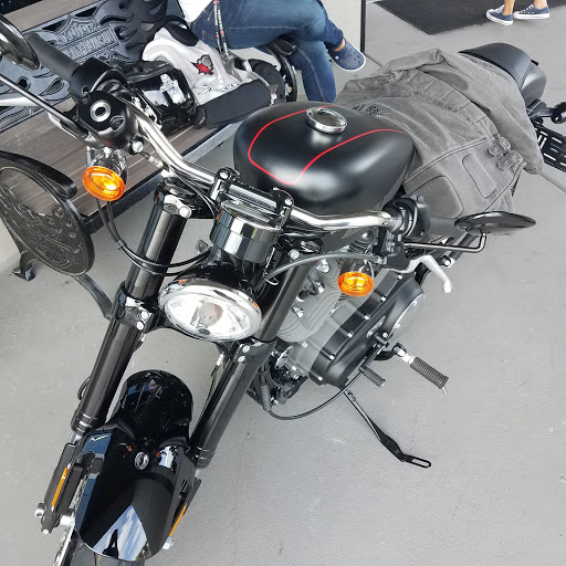 Harley-Davidson Dealer «Appleton Harley-Davidson®», reviews and photos, 2501 Highway 41A Byp B, Clarksville, TN 37043, USA