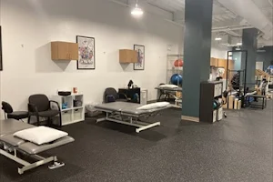 RUSH Physical Therapy - Andersonville - Edgewater image
