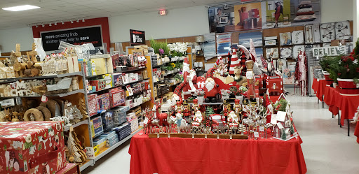 Department Store «T.J. Maxx», reviews and photos, 2335 S Hwy 27, Clermont, FL 34711, USA