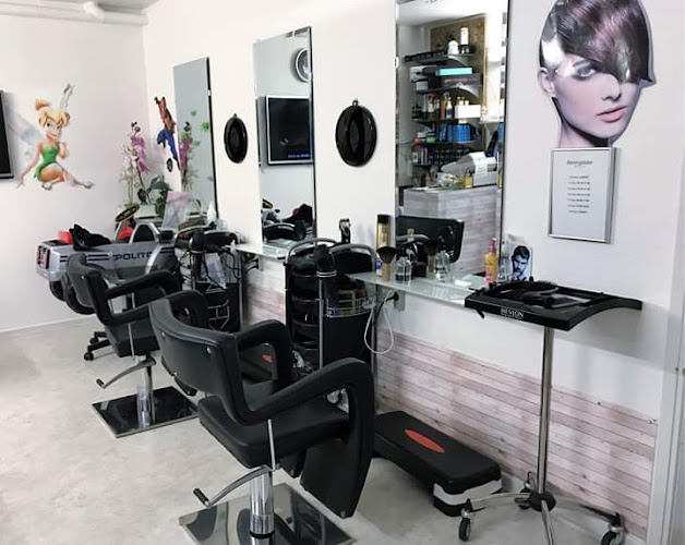 Salon Vian. (book online under website)