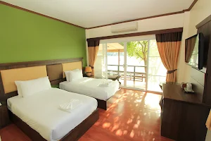 Baantip Suantong Resort image