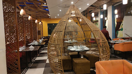 Aladdin Lounge The Theme Restaurant - 42 Javed Iqbal Rd, Block L Gulberg III, Lahore, Punjab 54000, Pakistan