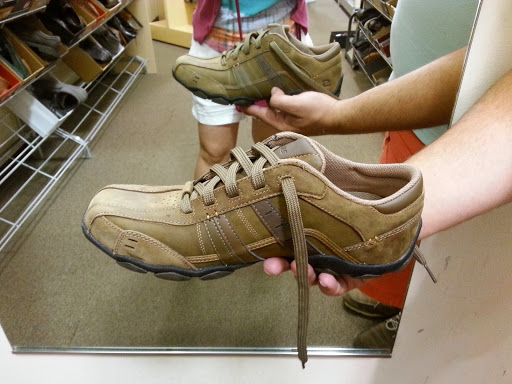 Department Store «Nordstrom Rack Miracle Marketplace», reviews and photos, 3301 Coral Way, Miami, FL 33145, USA