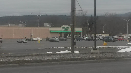 Dollar Store «Dollar Tree», reviews and photos, 1379 Ulster Ave, Kingston, NY 12401, USA