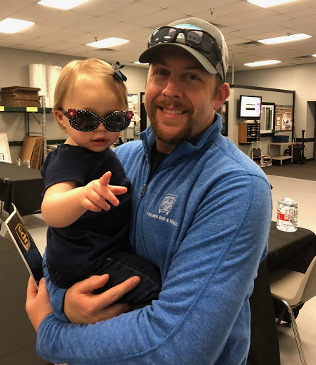 Moving and Storage Service «Two Men and a Truck», reviews and photos, 3534 E Sunshine St, Springfield, MO 65809, USA