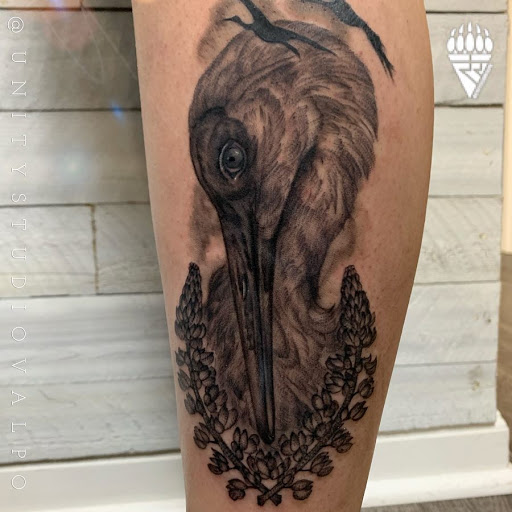 Explore simple flower tattoo ideas, creative tattoo ideas in Valparaiso, available at Unity Studio