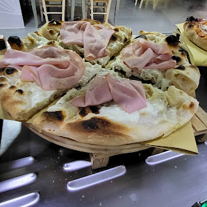 Pizzeria O' Sapore e Napule Via Giuseppe Marotta, 10, 80044 Ottaviano NA, Italia