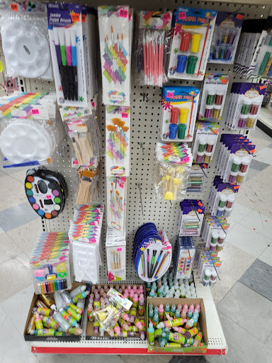 Dollar Store «Dollar Discount Center», reviews and photos, 2550 S Decatur Blvd, Las Vegas, NV 89102, USA