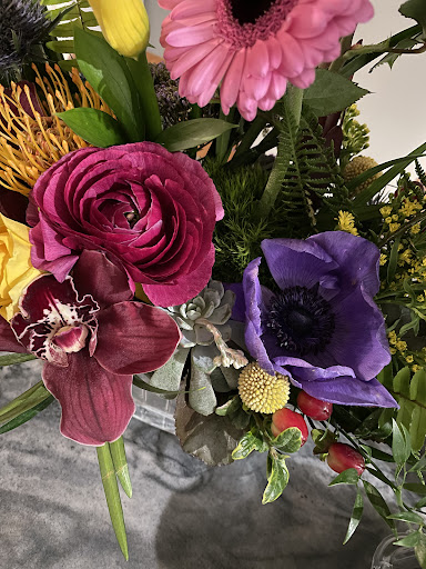 Florist «Flowers Etcetera By Denise», reviews and photos, 637 N 2nd St, Philadelphia, PA 19123, USA