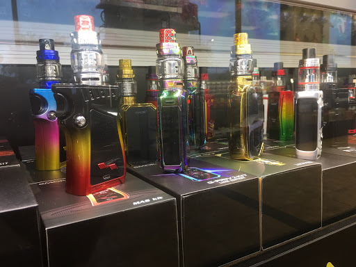 Vaporizer Store «Lil Buddha Vapor & Smoke Shop», reviews and photos, 6916 Big Bend Rd, Gibsonton, FL 33534, USA