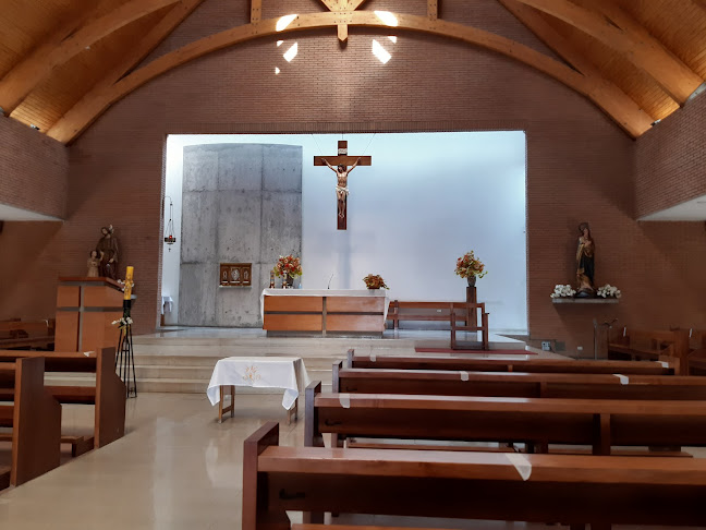 Opiniones de Parroquia de la Inmaculada Concepción de Colina en Colina - Iglesia