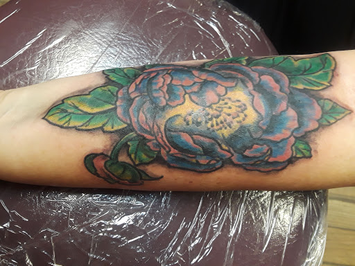 Explore marine life tattoo ideas, creative tattoo ideas in Newport, available at T N T Explosive Tattoo