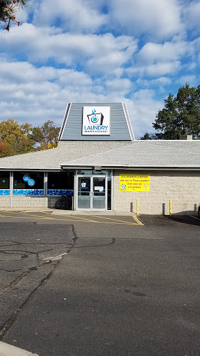 Laundromat «Laundry Warehouse Elizabeth – Elmora Ave», reviews and photos, 205-219 Elmora Ave, Elizabeth, NJ 07202, USA