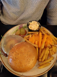Hamburger du Restaurant américain Indiana Café - République à Paris - n°18