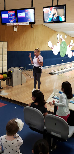 Bowling Alley «Whitestone Lanes», reviews and photos, 30-05 Whitestone Expy, Flushing, NY 11354, USA