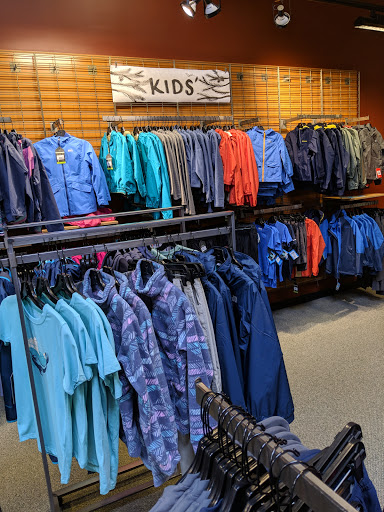 Camping Store «REI», reviews and photos, 22 Chapel View Blvd, Cranston, RI 02920, USA