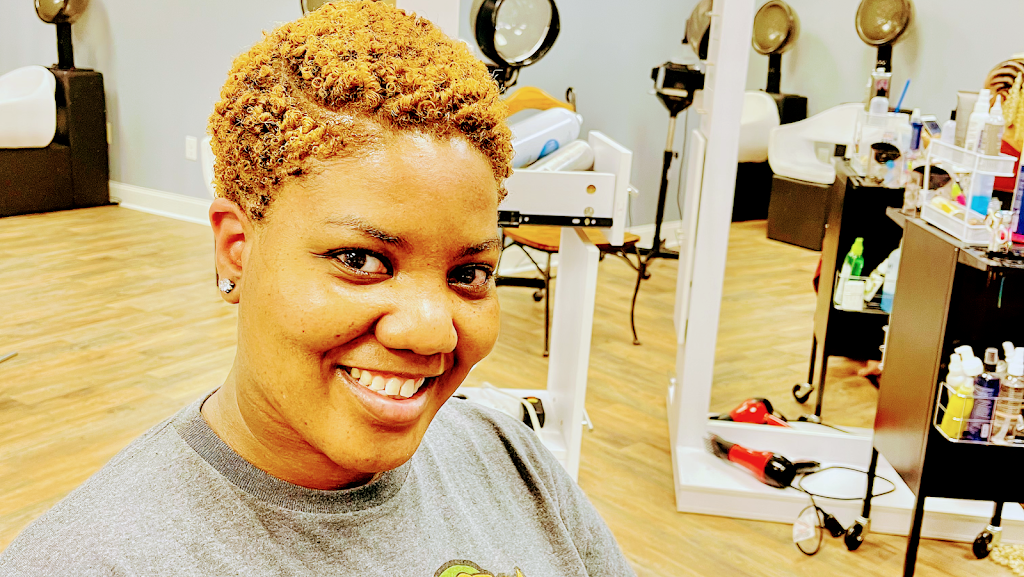 Gladys, Natural Hair Salon Marietta, GA 30066 Services and Reviews